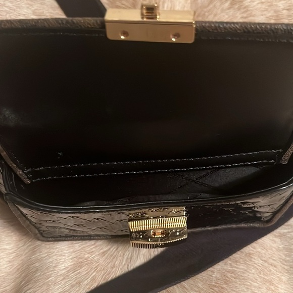 Michael Kors Bradshaw Extra-Small Signature Logo Camera Crossbody - Picture 5 of 10